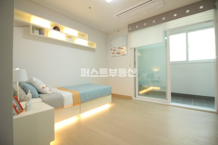 경기 부천원미구 도당동 부천에서 제일 큰집 방3개 욕실2개 숲이 보이는 숲세권!!! 분양 매물번호 10072 사진 9