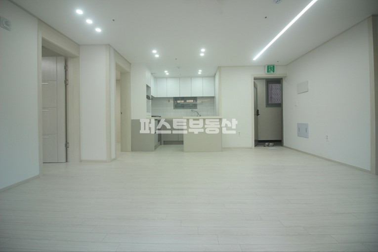 경기 안양동안구 관양동 관양동※신축빌라 오픈 평촌 대장아파트 단지옆 최고입지!!!! 분양 매물번호 12552 사진 3