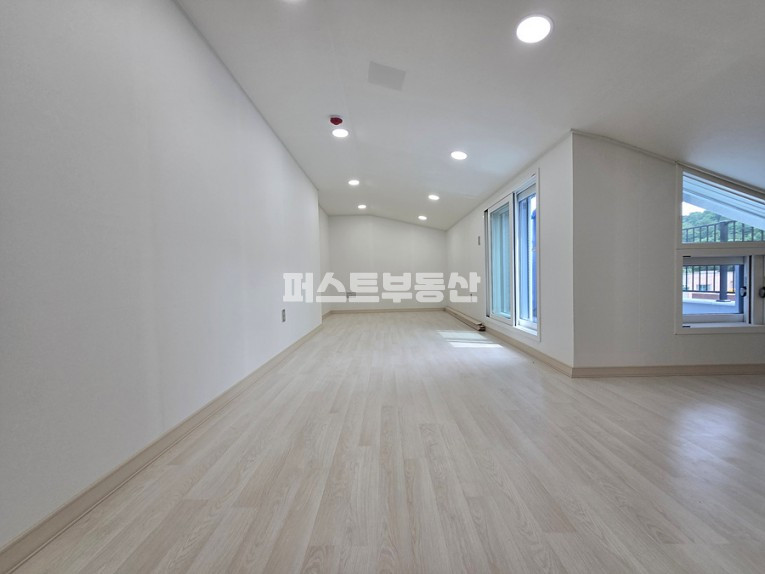 경기 수원팔달구 고등동 고등동※신축빌라오픈!!복층부터기준층까지 타입 선착순 특가!!!! 분양 매물번호 12545 사진 2